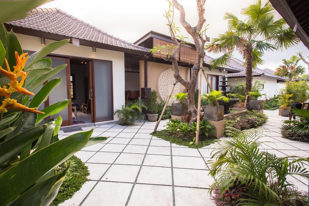 โซโล วิลลา แอนด์ รีทรีต Villa อูบุด ภายนอก รูปภาพ